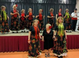  Castañuelas Sevillanas y Flamenco Horario: