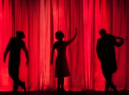 Teatro: del juego a la escena