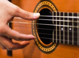 GUITARRA
