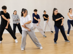 INICIACIÓN A LAS DANZAS URBANAS